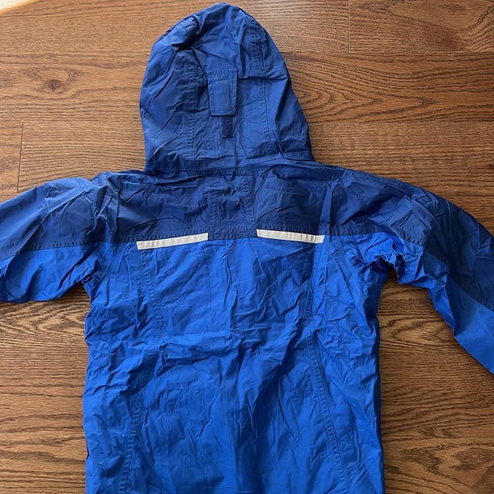 LL Bean Jacket. - Picture 4 of 5